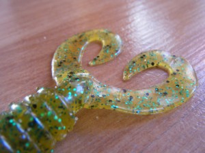 big bite skirted grub