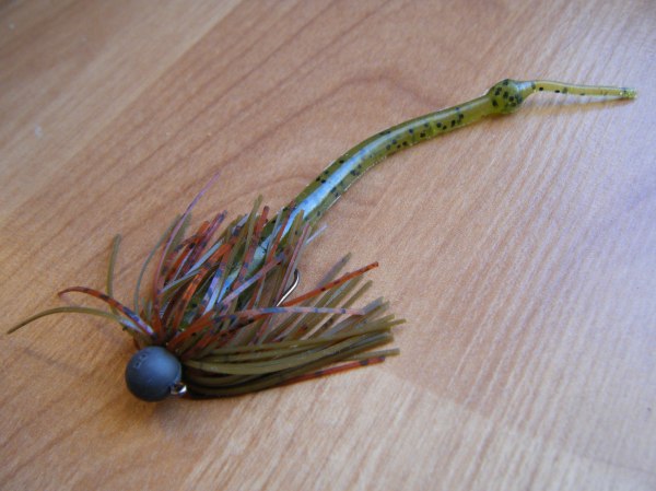 damiki tiny jig + thin kill worm